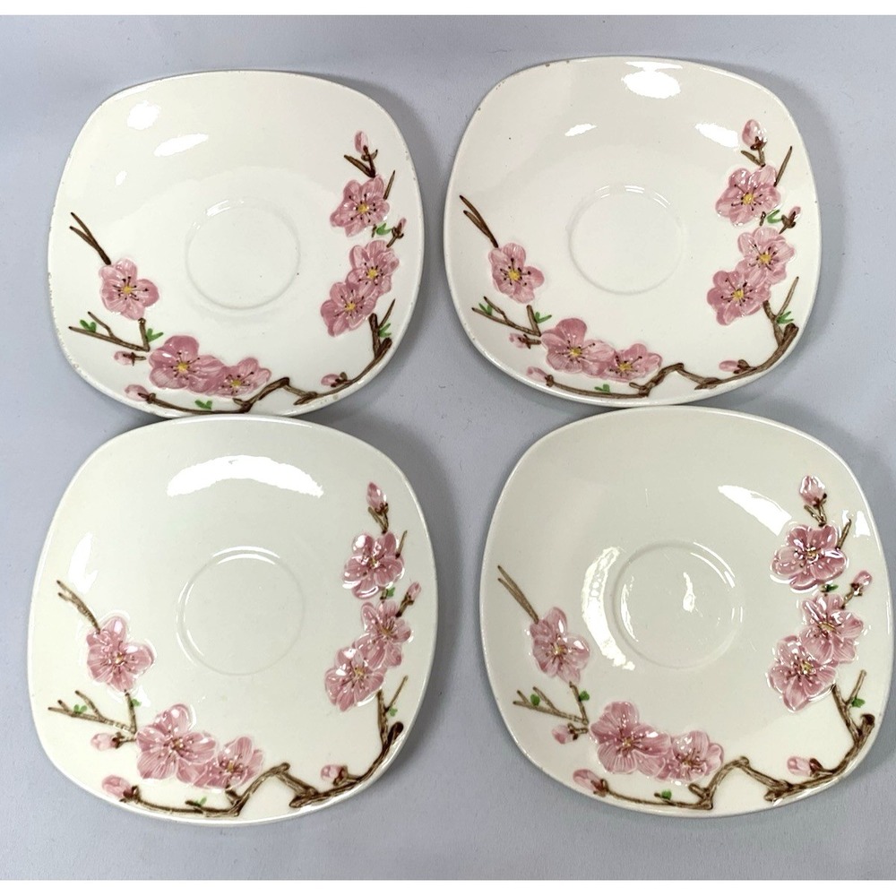 Metlox Poppytrail Peach‎ Blossom Saucers - 4 EUC + 2 w/chip -vintage